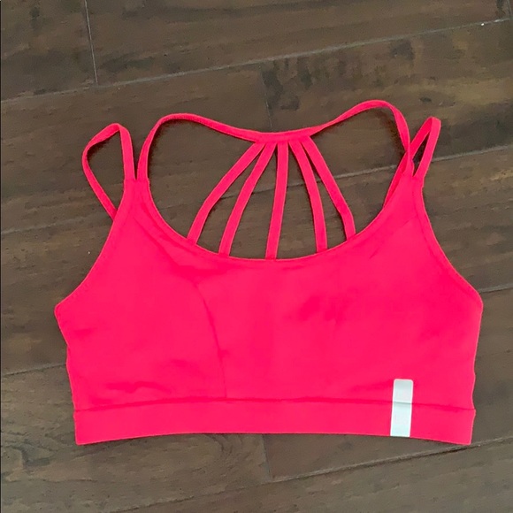 Forever 21 Other - Forever 21 fuscia sports bra Sz l NWT activewear